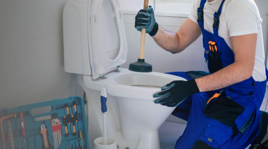 Local expert plumbing services in Germantown, IL
